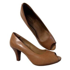 Clarks Tan Leather Peep-Toe Heels Size 8.5